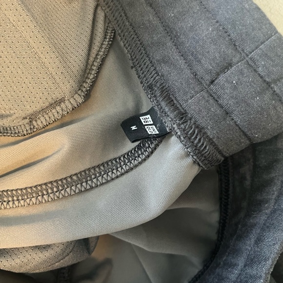 Uniqlo Men’s Grey Sweatpants - Picture 2 of 6